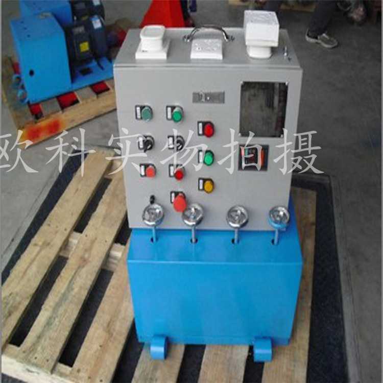 139 钢绞线穿束机实物图4.jpg 139 钢绞线穿束机实物图4.jpg