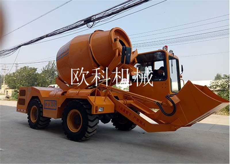 混凝土搅拌车1.jpg 混凝土搅拌车1.jpg