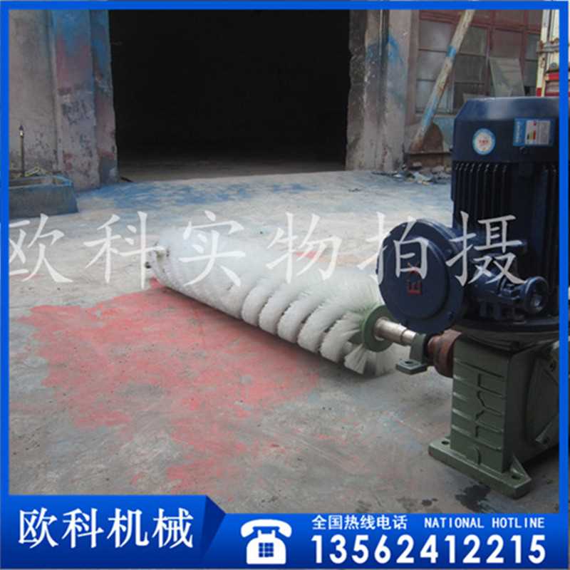 38 电动滚刷清扫器 (2).jpg 38 电动滚刷清扫器 (2).jpg