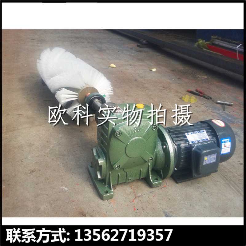 电动毛刷清扫器9.jpg 电动毛刷清扫器9.jpg