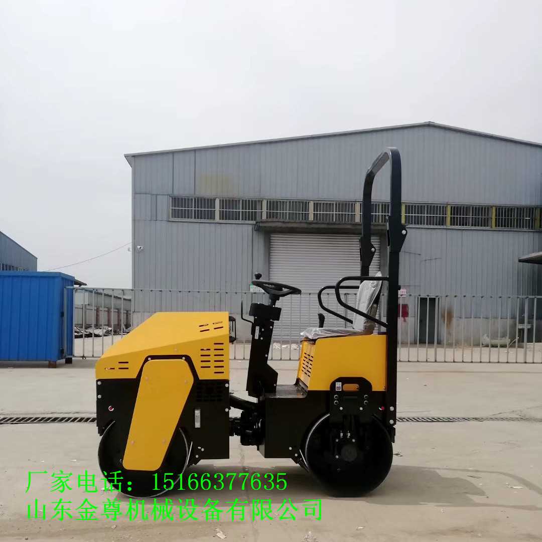 小型压路机18.jpg 小型压路机18.jpg