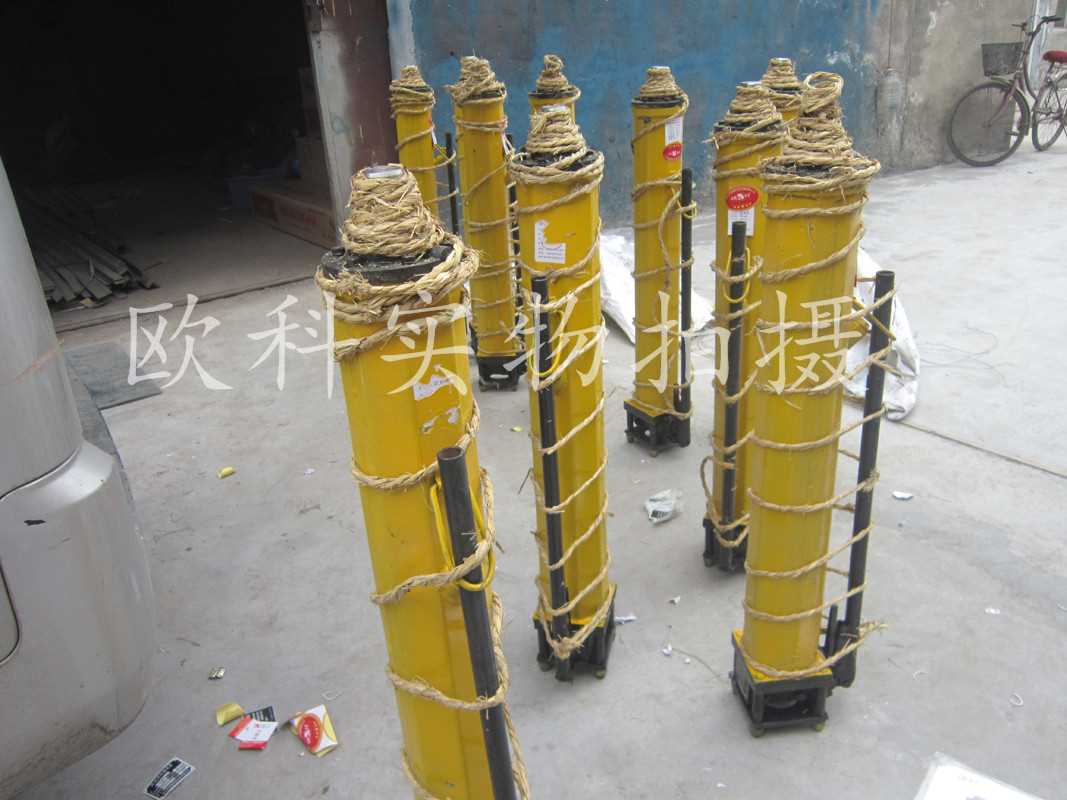 19 手动推溜器实物图1.jpg 19 手动推溜器实物图1.jpg