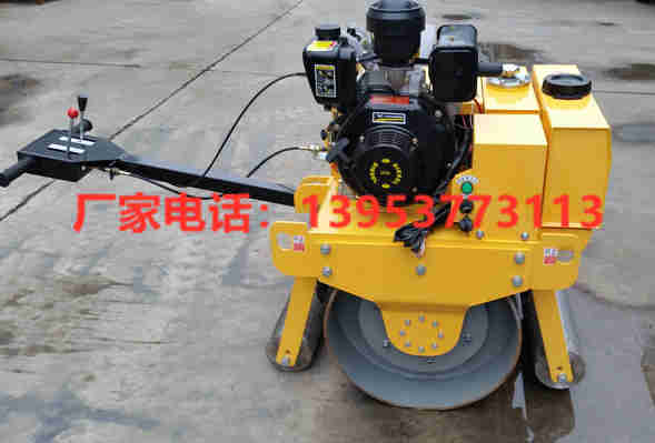 JZ小型单轮振动压路机 (59)_副本_副本.jpg JZ小型单轮振动压路机 (59)_副本_副本.jpg