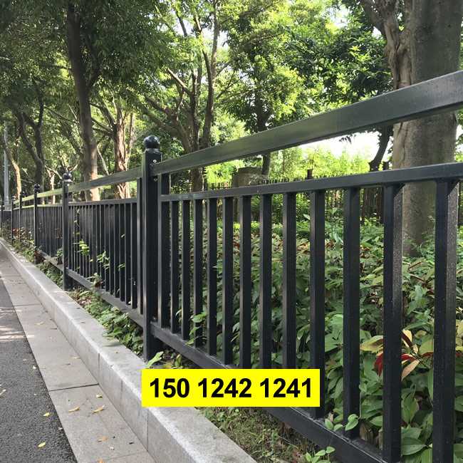 市政公路护栏40.jpg 市政公路护栏40.jpg