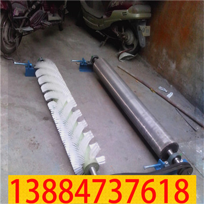 被动滚刷清扫器03.jpg