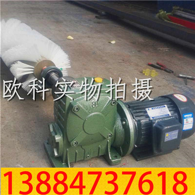 电动滚刷清扫器06.jpg