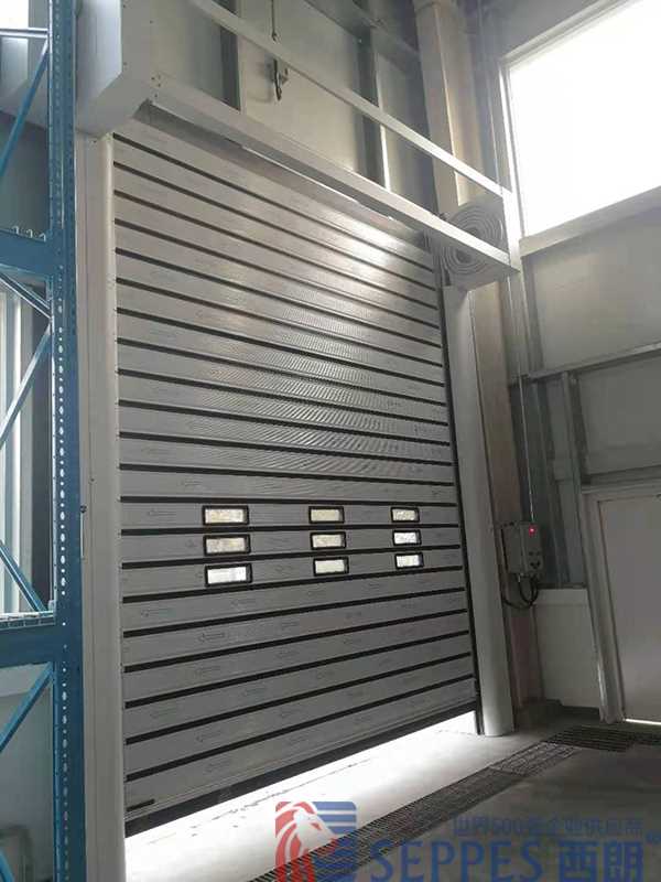 庞贝捷涂料（昆山）有限公司      硬质快速门3.jpg