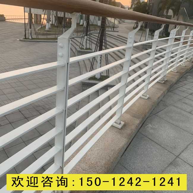 围墙锌钢栅栏45455.jpg 围墙锌钢栅栏45455.jpg