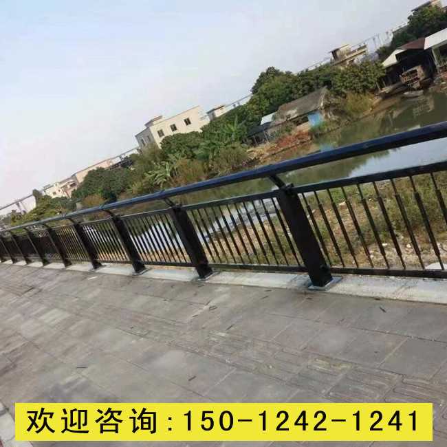 围墙锌钢栅栏6523.jpg 围墙锌钢栅栏6523.jpg