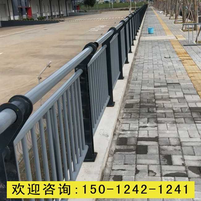 围墙锌钢栅434栏.jpg 围墙锌钢栅434栏.jpg