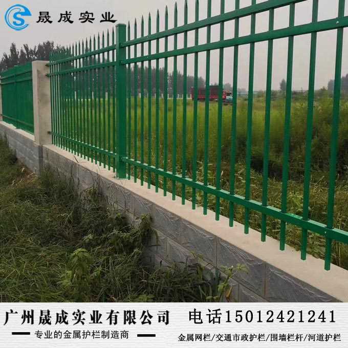 厂房栅栏9855.jpg 厂房栅栏9855.jpg