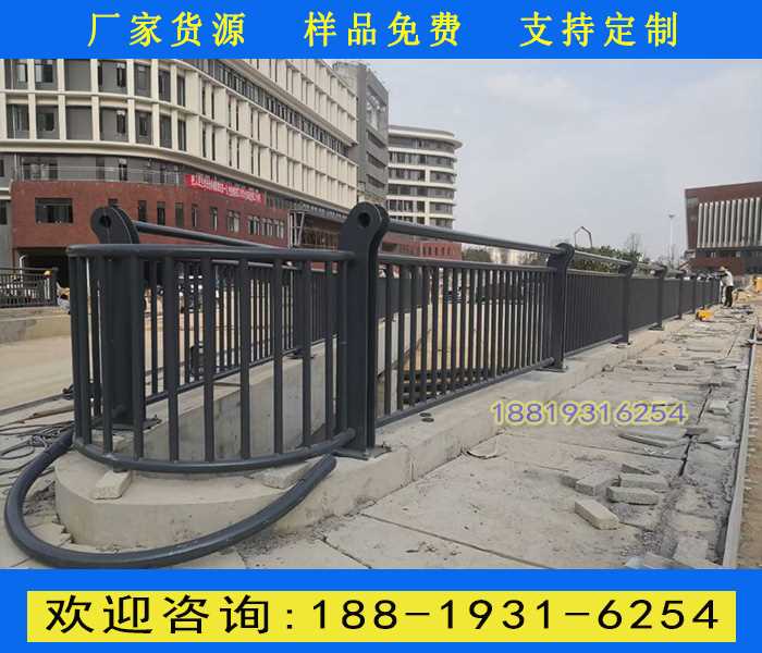河道防撞景观栏杆.jpg 河道防撞景观栏杆.jpg