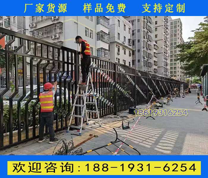 热镀锌方钢围栏.jpg 热镀锌方钢围栏.jpg