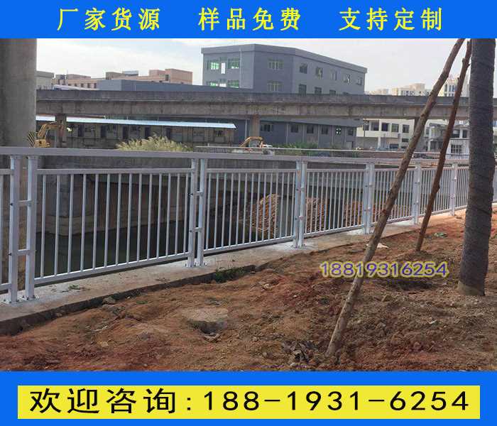甲型护栏3.jpg 甲型护栏3.jpg