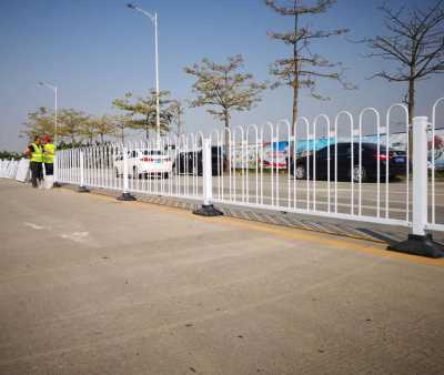 深标III市政隔离栏 公路防撞围栏 人行道的围栏