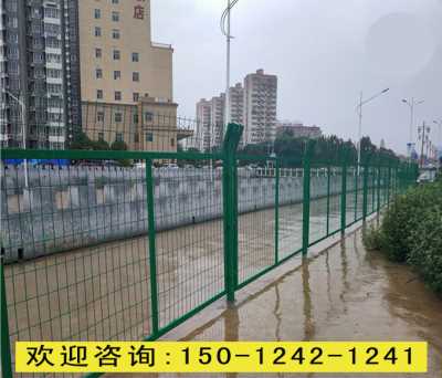 马路钢丝网围栏 中山框架护栏网 公路边框围栏网