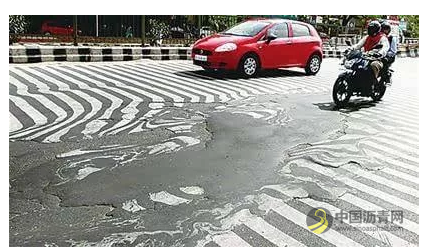 深度聊车丨普通道路都是沥青，收费站路面为什么要用水泥？ 中国沥青网，sinoasphalt.com