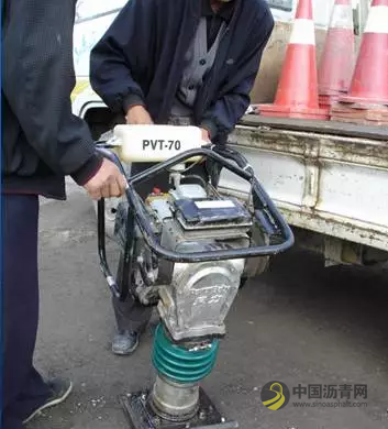 沥青混合料桥面施工，这些步骤你都知道？ 中国沥青网，sinoasphalt.com