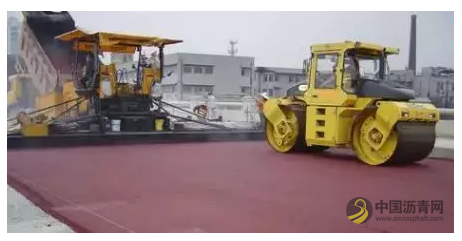 彩色沥青路面， 就要给你好看的一面 中国沥青网，sinoasphalt.com