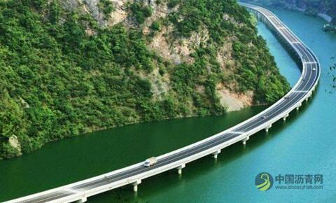 湖北“最美水上公路”，为保护环境修建在峡谷中 中国沥青网，sinoasphalt.com