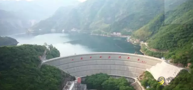 啥是水工沥青？ 中国沥青网，sinoasphalt.com