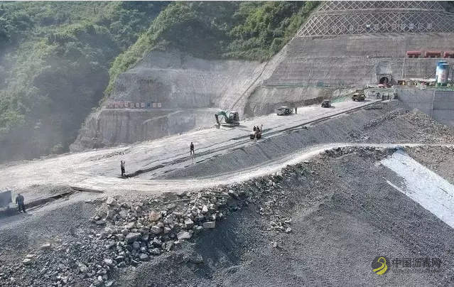 啥是水工沥青？ 中国沥青网，sinoasphalt.com