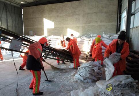 河北：京承高速连续33小时抗击冰雪 中国沥青网，sinoasphalt.com