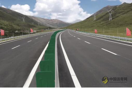 国内唯一一条不收费的高速公路-----总投资380亿元的拉林高速 中国沥青网，sinoasphalt.com