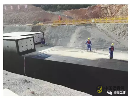 喷涂速凝橡胶沥青防水涂料 中国沥青网，sinoasphalt.com