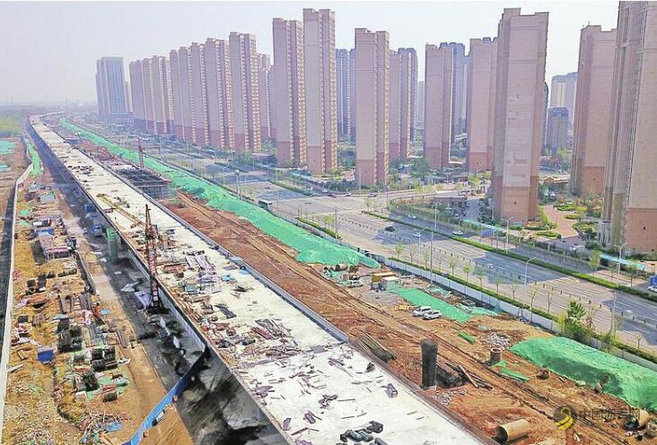1724.jpg 山东:济青高速华山高架显露雏形 中国沥青网,sinoasphalt.com