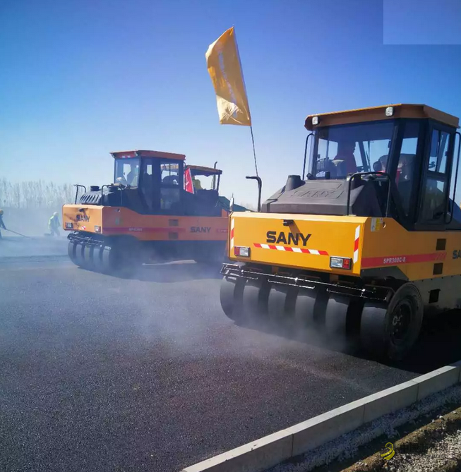三一沥青成套设备助力北京新机场高速顺利施工 中国沥青网，sinoasphalt.com