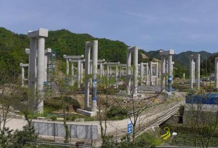 1768.jpg 杭绍台高速公路天台段桥梁建设 中国沥青网,sinoasphalt.com