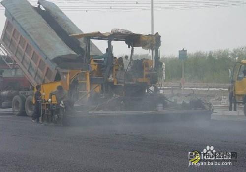 热拌沥青道路面层施工技术详解 沥青网，sinoasphalt.com