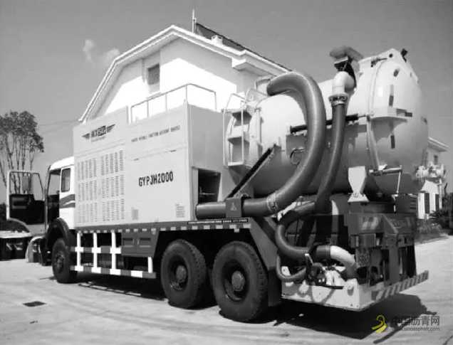 浅谈排水沥青路面的几种养护技术方案 沥青网，sinoasphalt.com