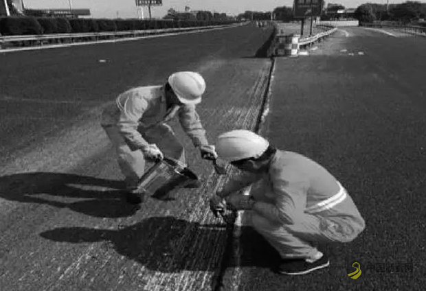浅谈排水沥青路面的几种养护技术方案 沥青网，sinoasphalt.com