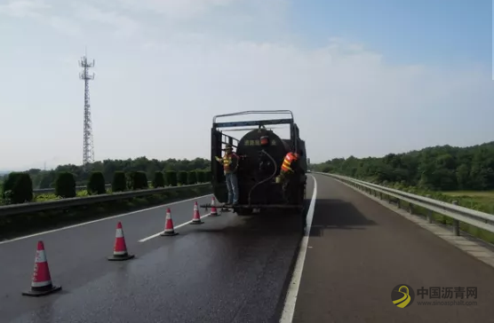 沥青路面预防性养护研究综述 沥青网，sinoasphalt.com