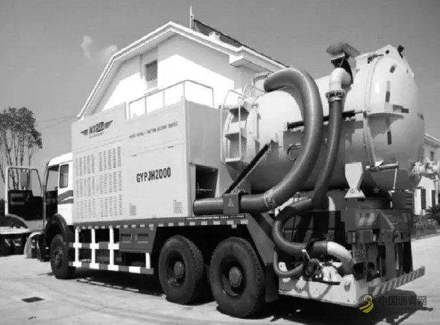浅谈排水沥青路面的几种养护技术方案 沥青网，sinoasphalt.com