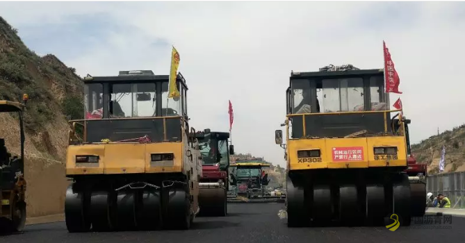 绥延高速公路开始路面沥青施工 预计年底通车 沥青网，sinoasphalt.com