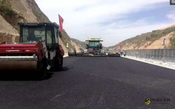 绥延高速公路开始路面沥青施工 预计年底通车 沥青网，sinoasphalt.com