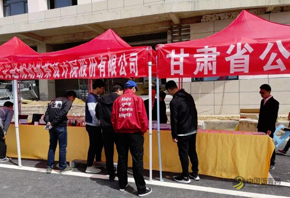 甘肃：公路系统全面展示公路养护新成果(图) 沥青网，sinoasphalt.com