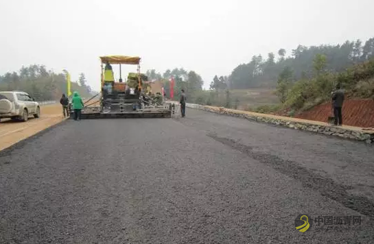 公路工程温拌沥青混合料施工技术应用 沥青网，sinoasphalt.com