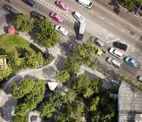 海外 | 这是公路还是城市花园？ 沥青网，sinoasphalt.com