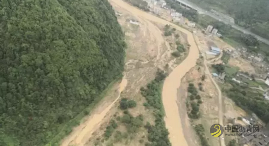 公路遭暴雨水毁后，如何养护才能减少损失？ 沥青网，sinoasphalt.com