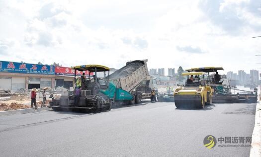 江侨路(江沙路—江门大道)基本完成主道沥青摊铺 沥青网，sinoasphalt.com