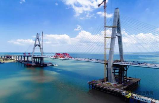 [广东]东雷高速通明海特大桥主桥顺利合龙 沥青网，sinoasphalt.com