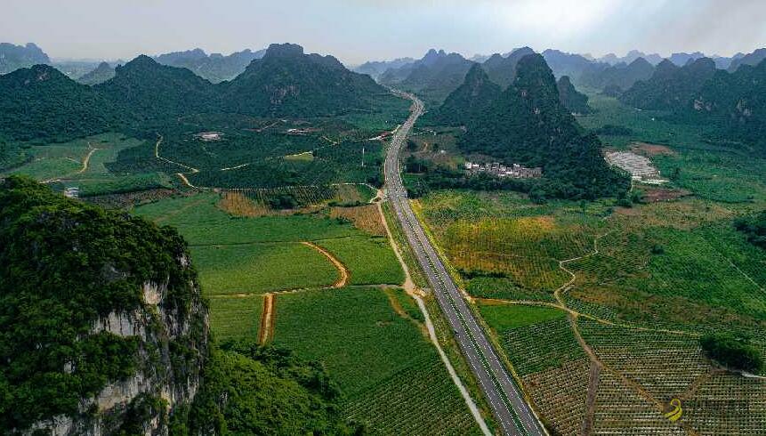 贵隆高速：山水相汇处，大道终连通 沥青网，sinoasphalt.com