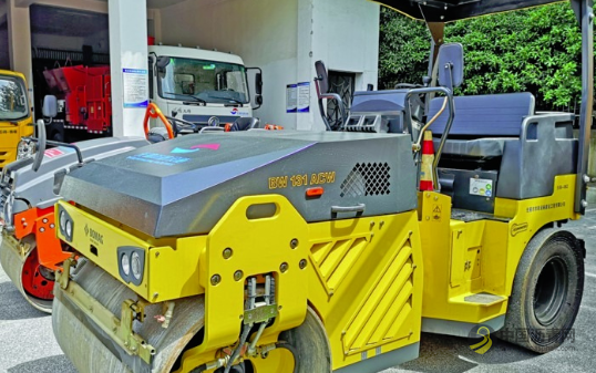 无锡市政养护“硬核”实力再提升　设备种类全省最齐全 沥青网，sinoasphalt.com