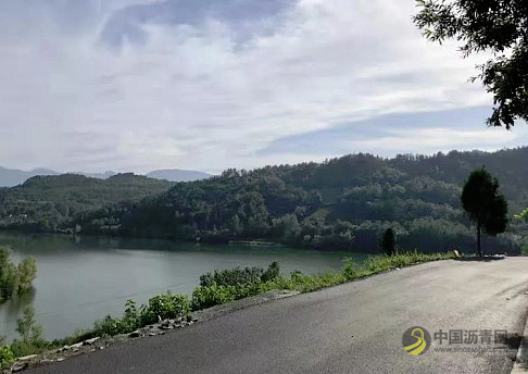 又一条绝美公路！观音河镇沥青环库区路全线贯通 沥青网，sinoasphalt.com