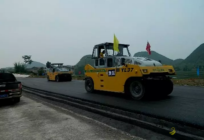 1K411041　沥青混合料面层施工技术 沥青网，sinoasphalt.com