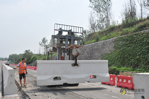 [河北]大干60天，石太高速实施安全性应急改造提升工程 沥青网，sinoasphalt.com